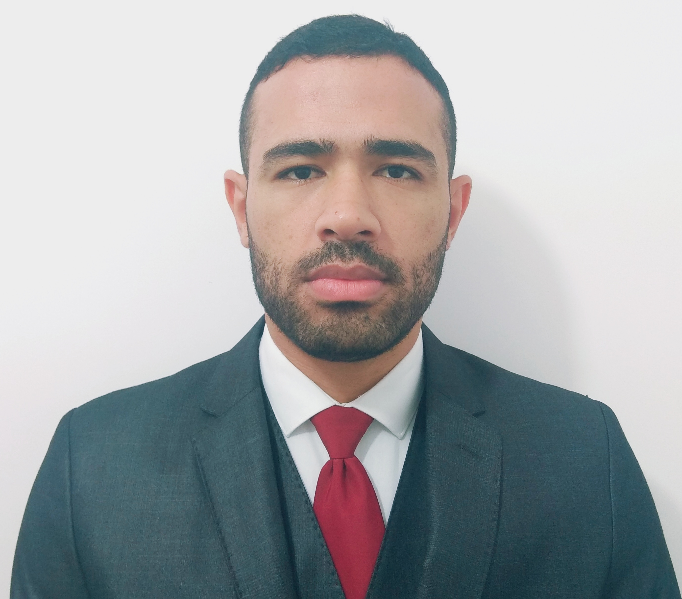 Alberty Santos Amaral - Perfil - Auxiliares da Justiça