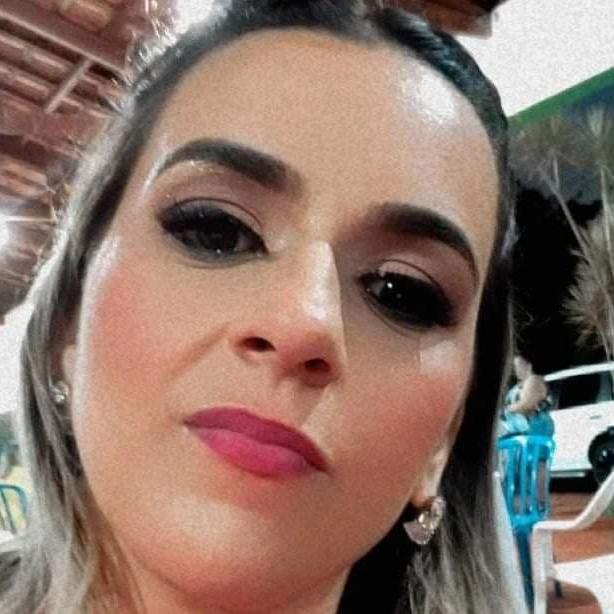 Natalia Mazula Luiz - Perfil - Auxiliares da Justiça
