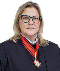 Foto da Presidente da Seção de Direito Público -  Desembargadora Luciana Almeida Prado Bresciani